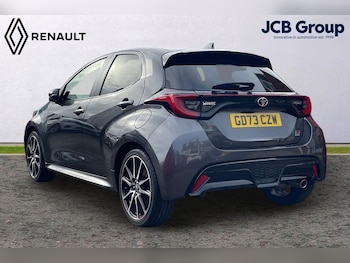 Used Toyota Yaris 2024 for sale - 76677228: Photo