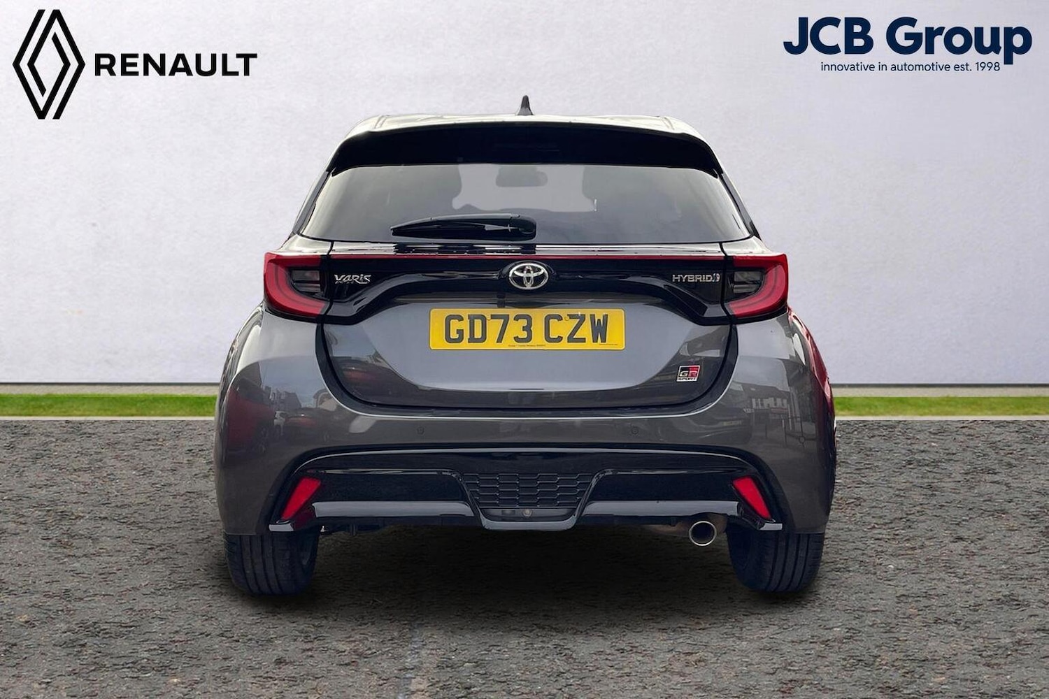 Used Toyota Yaris 2024 for sale - 76677228: Photo 7