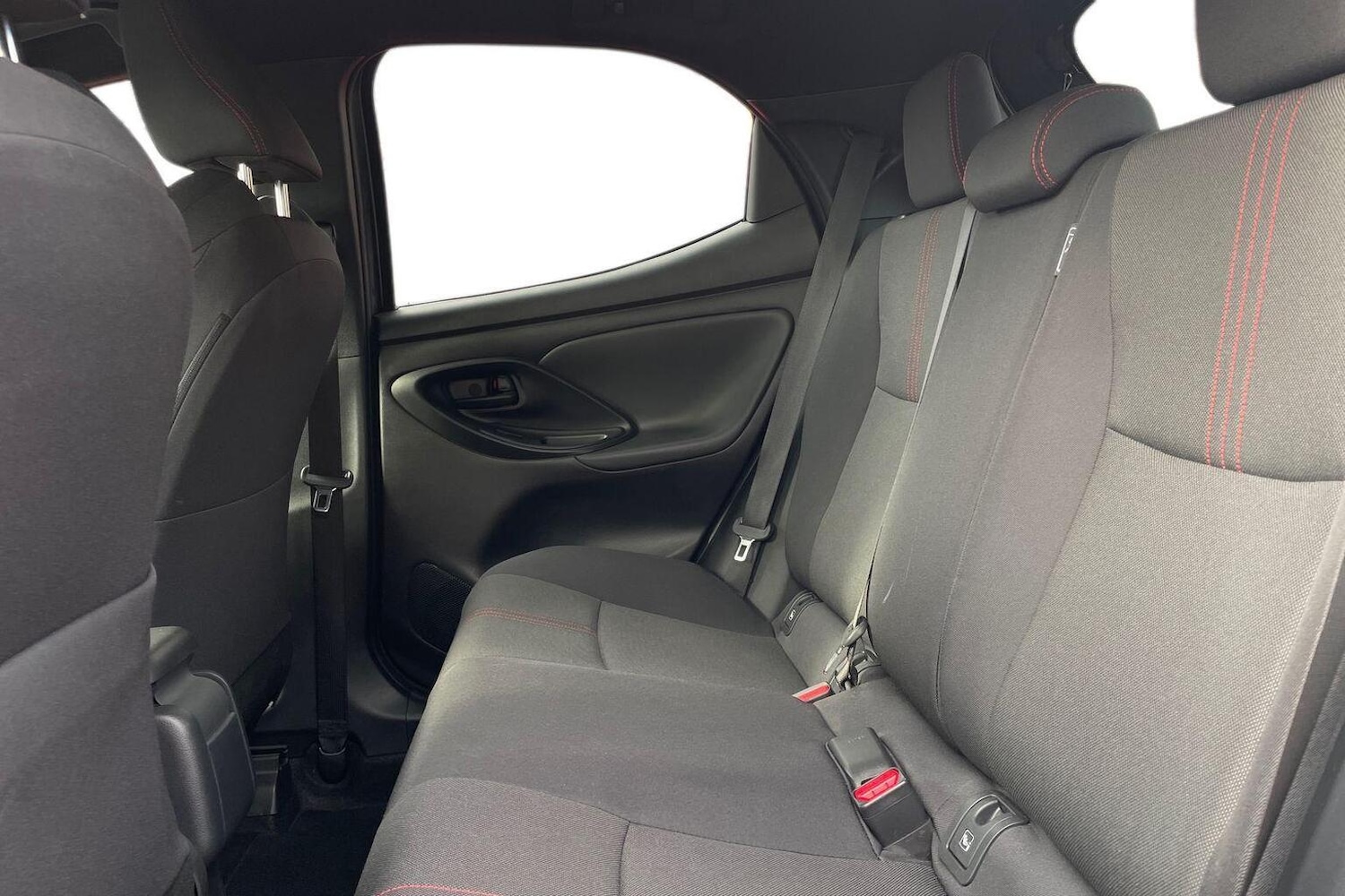 Used Toyota Yaris 2024 for sale - 76677228: Photo 9