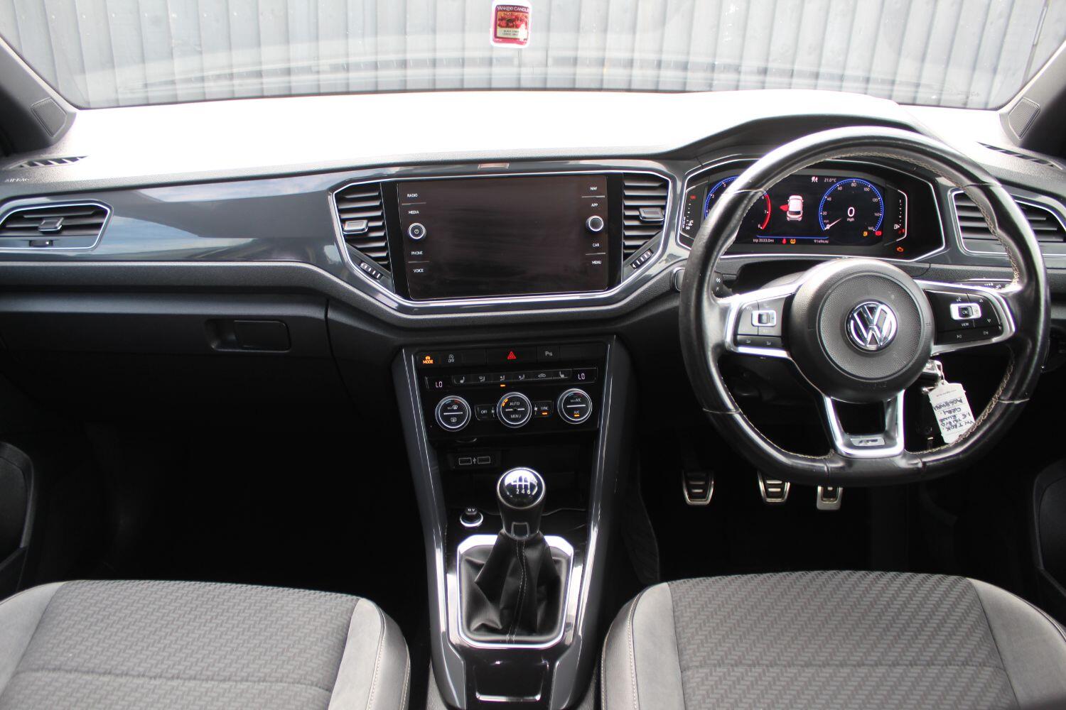 Used Volkswagen T-Roc 2018 for sale - 76924347: Photo 14