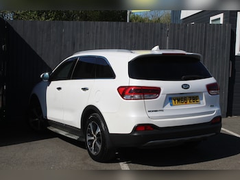 Used Kia Sorento 2017 for sale - 78289870: Photo