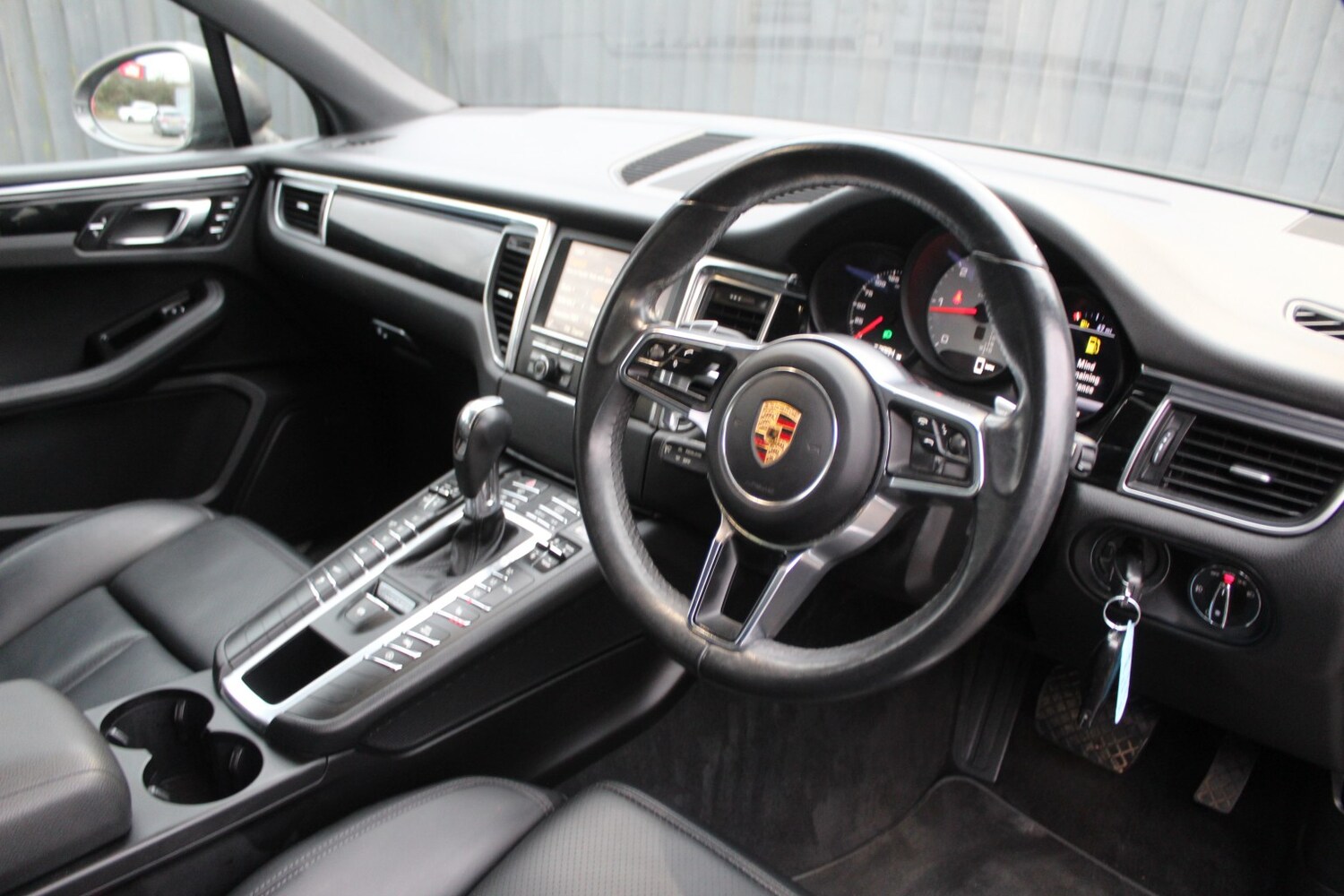 Used Porsche Macan 2015 for sale - 77494875: Photo 13