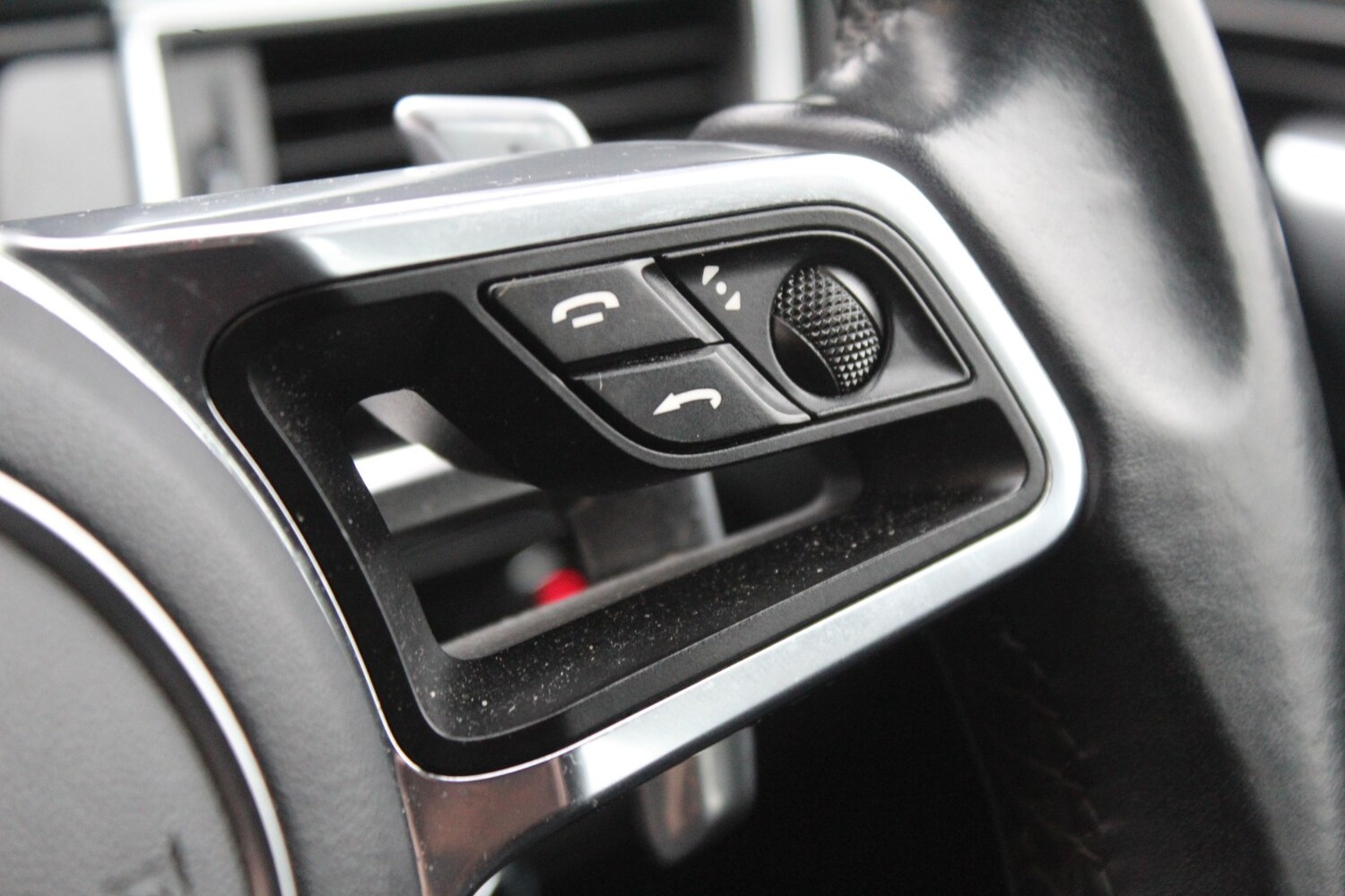 Used Porsche Macan 2015 for sale - 77494875: Photo 24