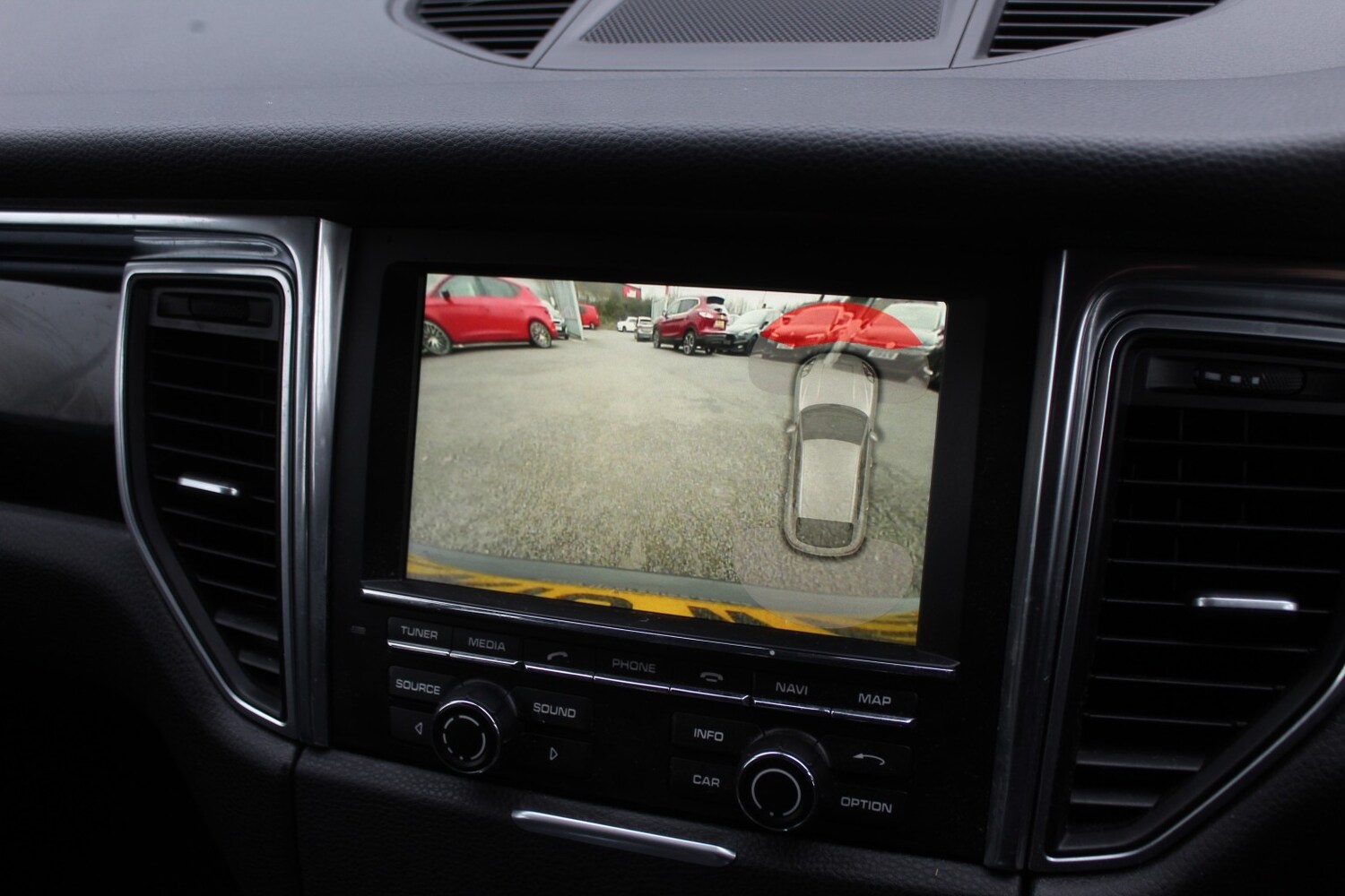 Used Porsche Macan 2015 for sale - 77494875: Photo 26