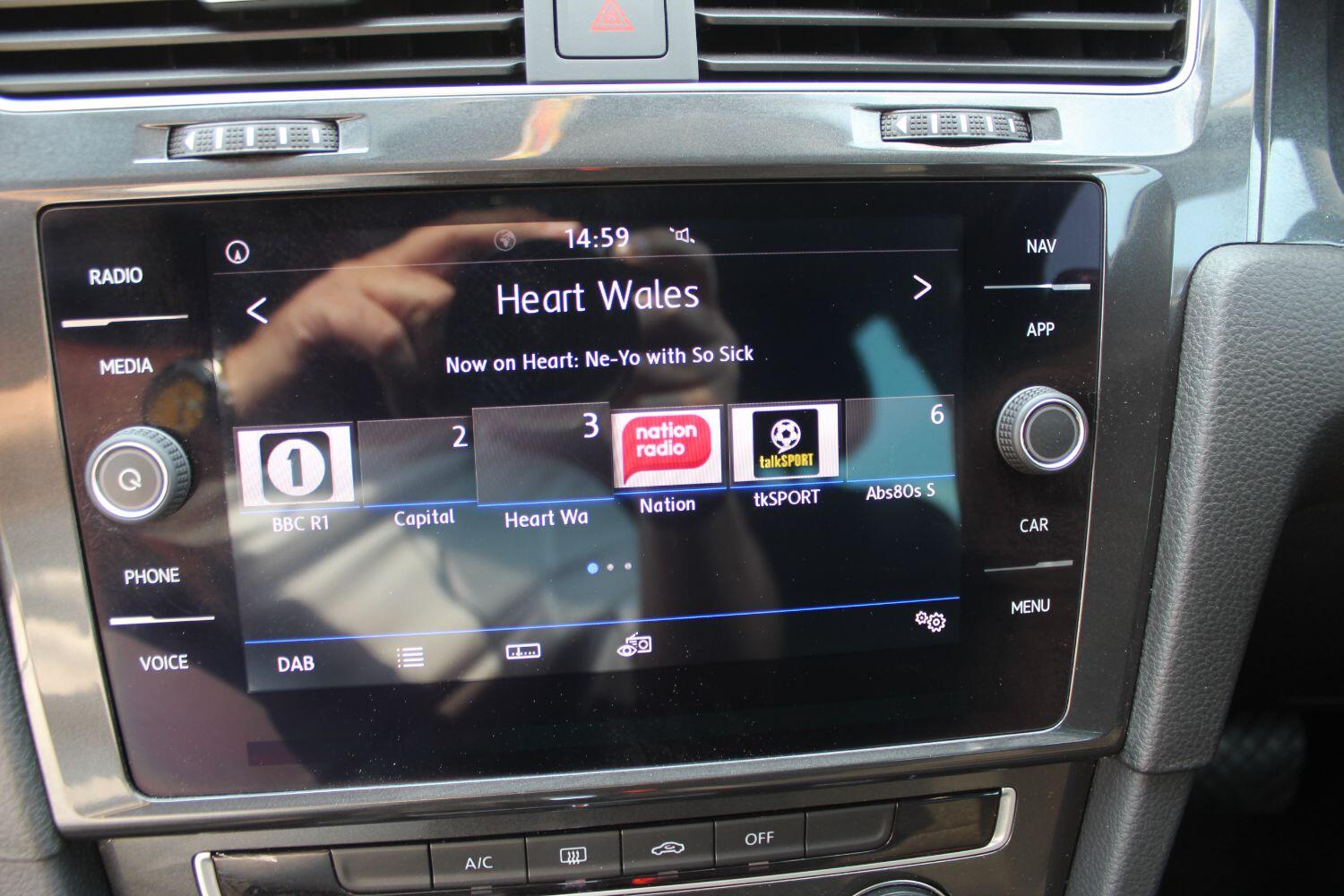 Used Volkswagen Golf 2019 for sale - 76924349: Photo 18