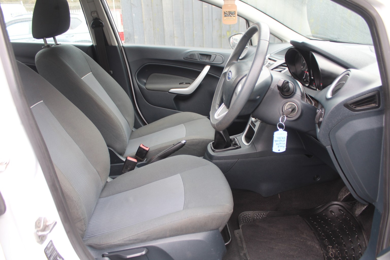Used Ford Fiesta 2012 for sale - 78018257: Photo 11