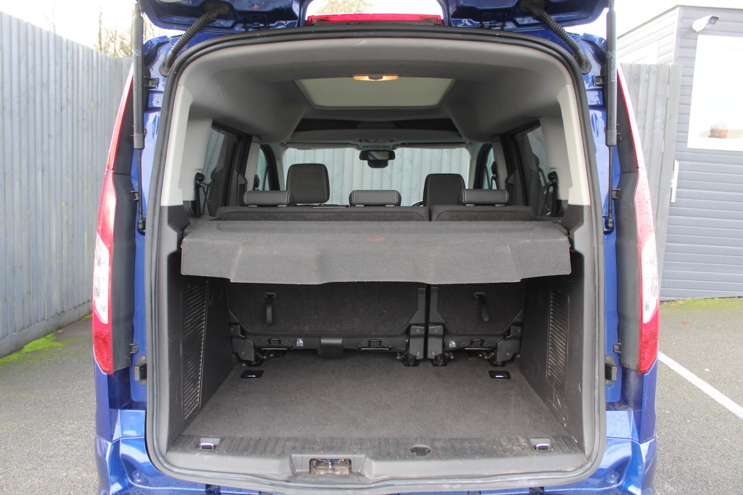 Used Ford Tourneo Connect 2017 for sale - 76924306: Photo 14