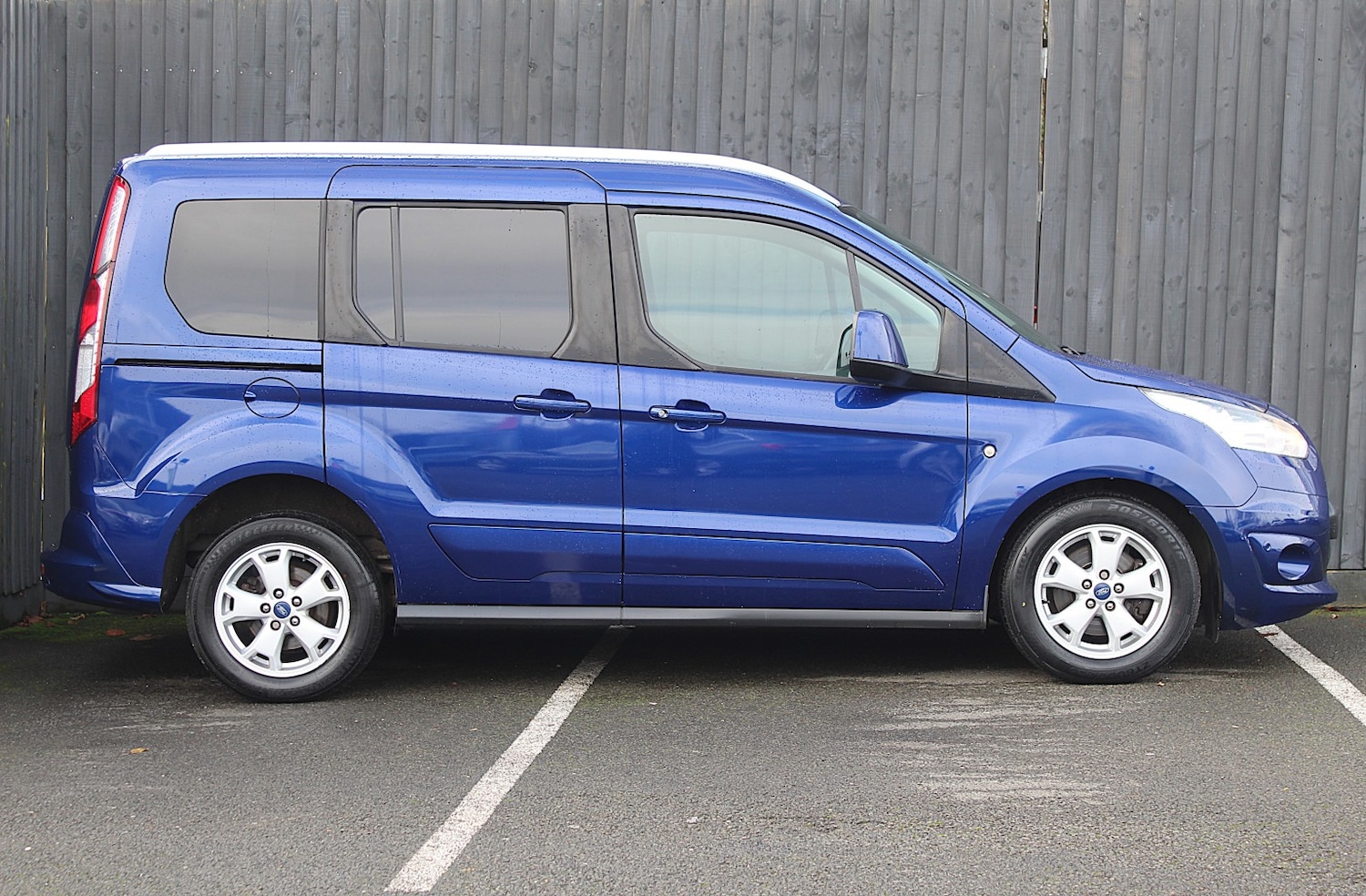 Used Ford Tourneo Connect 2017 for sale - 76924306: Photo 6