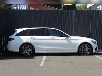 Used Mercedes-Benz C Class 2017 for sale - 79463444: Photo