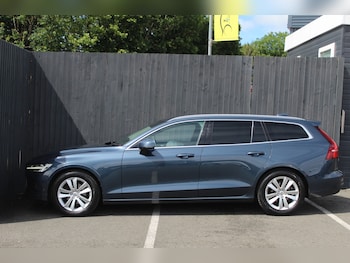Used Volvo V60 2019 for sale - 78888968: Photo