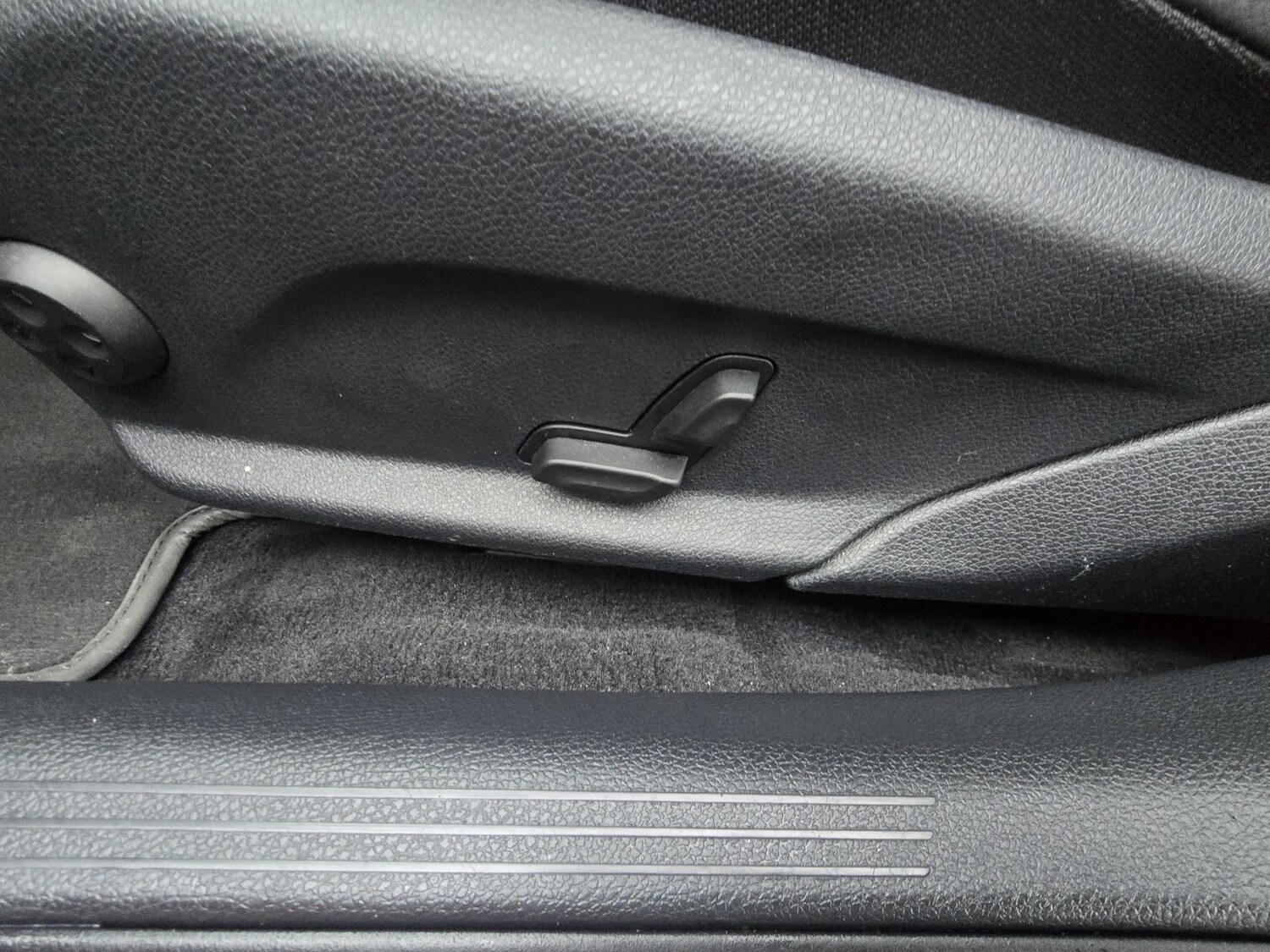 Used Mercedes-Benz C Class 2019 for sale - 77494876: Photo 20