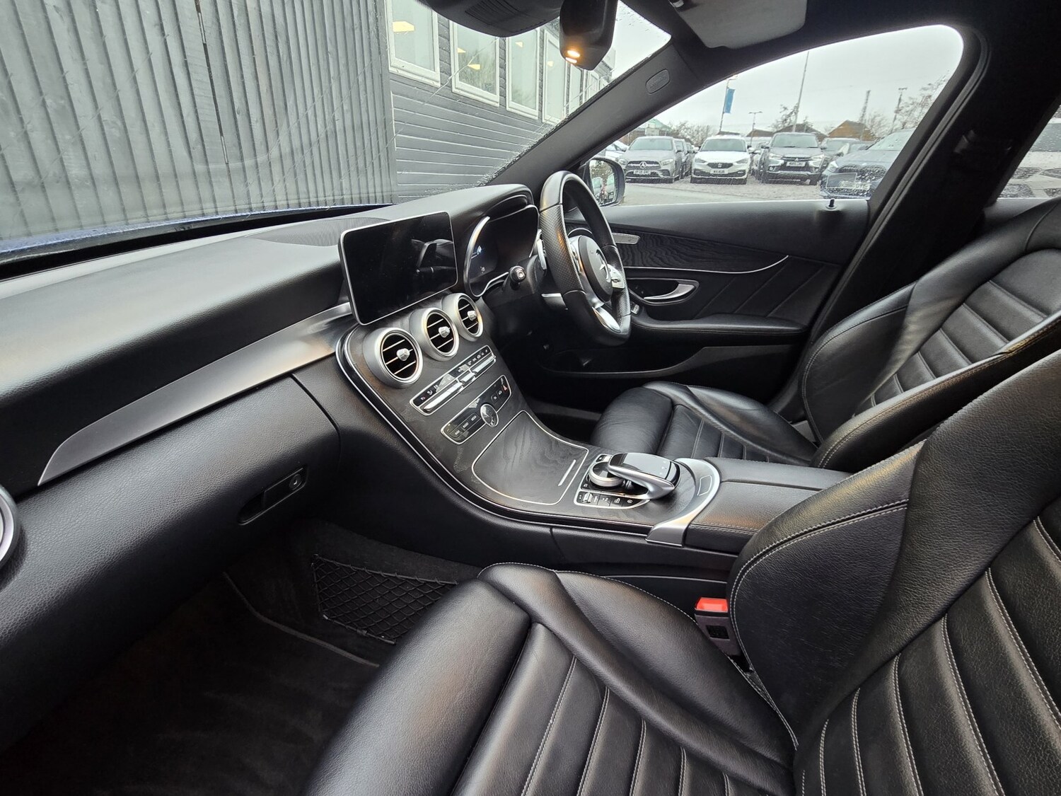 Used Mercedes-Benz C Class 2019 for sale - 77494876: Photo 21