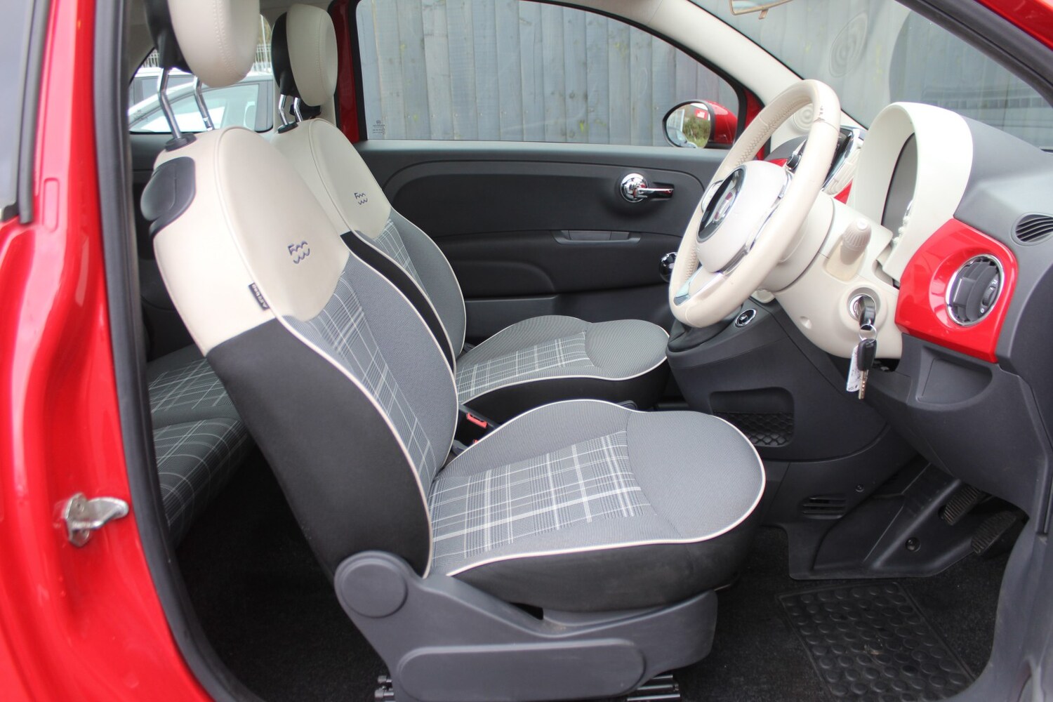 Used Fiat 500 2017 for sale - 76924290: Photo 12