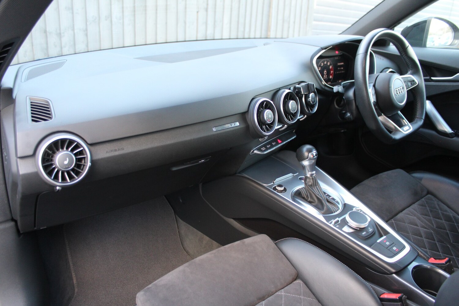 Used Audi TT 2019 for sale - 78201987: Photo 16