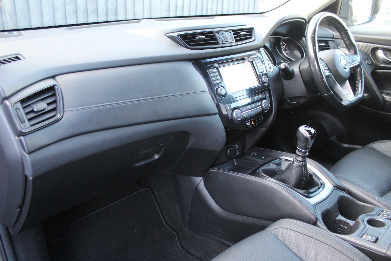 Used Nissan X-Trail 2018 for sale - 77085333: Photo 14