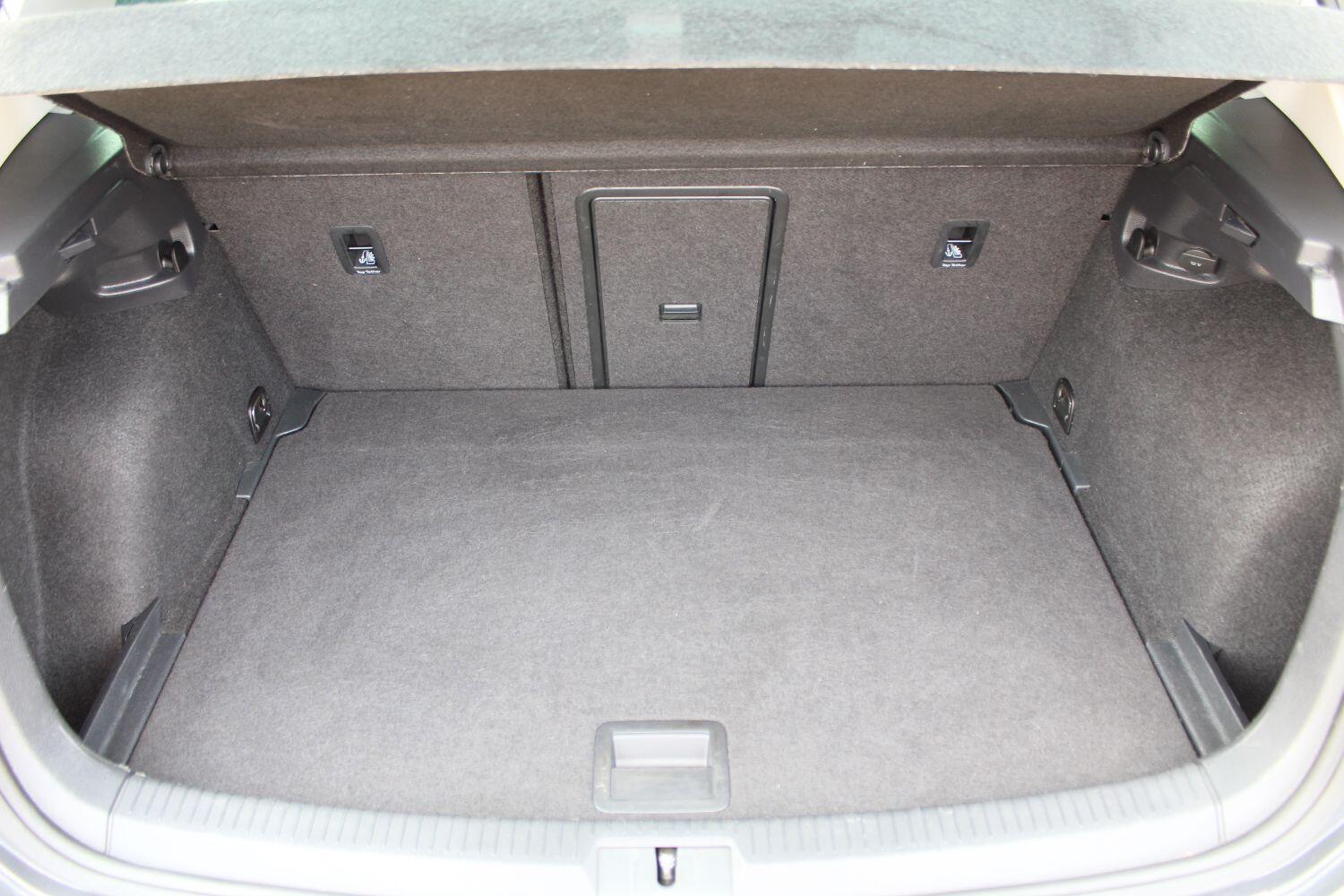 Used Volkswagen Golf 2019 for sale - 77085297: Photo 15