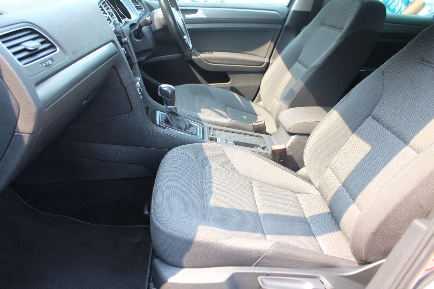 Used Volkswagen Golf 2019 for sale - 77085297: Photo 17