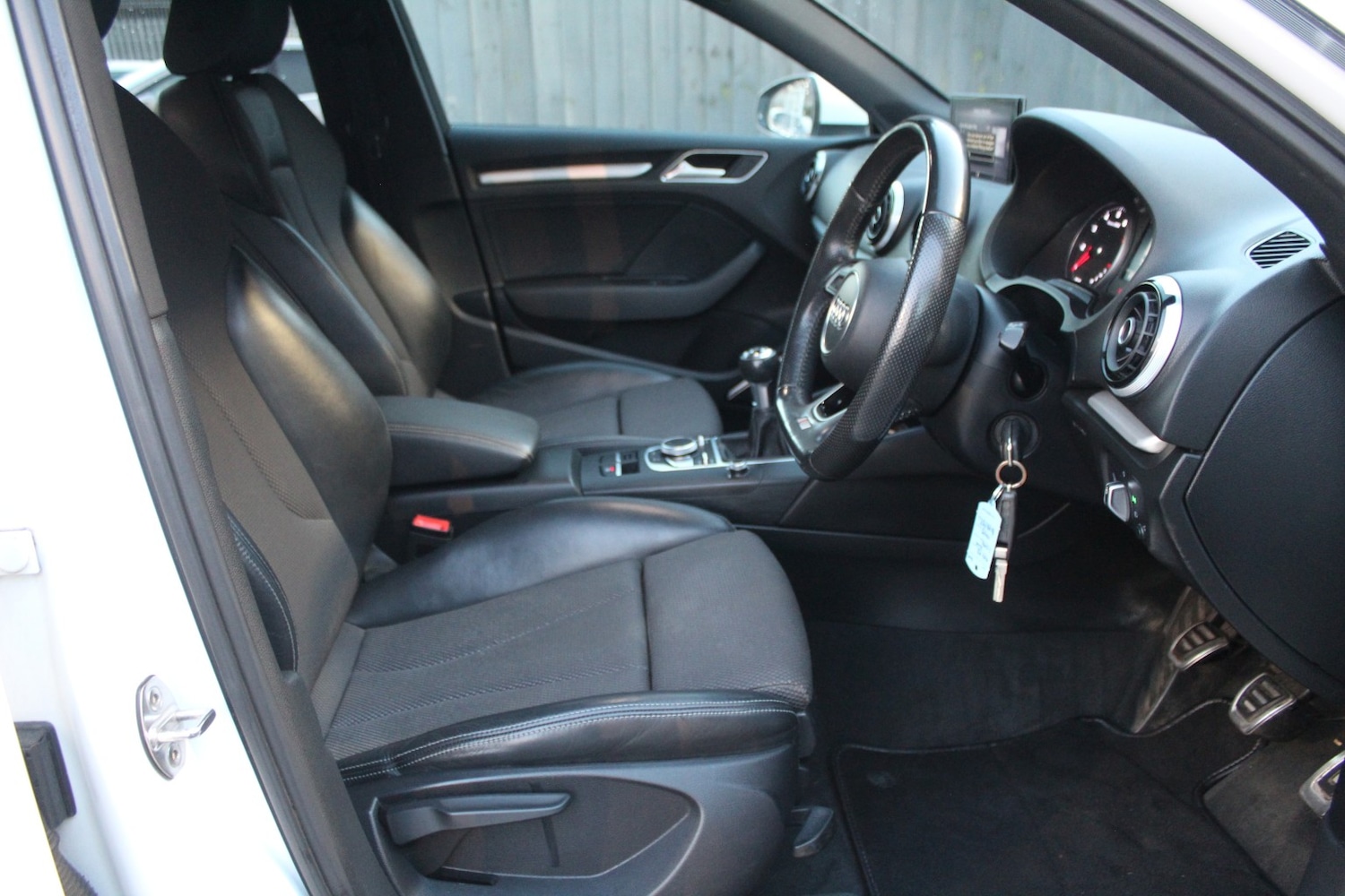 Used Audi A3 2016 for sale - 76924530: Photo 15