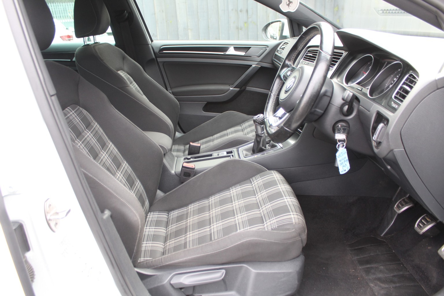 Used Volkswagen Golf 2015 for sale - 77056602: Photo 12