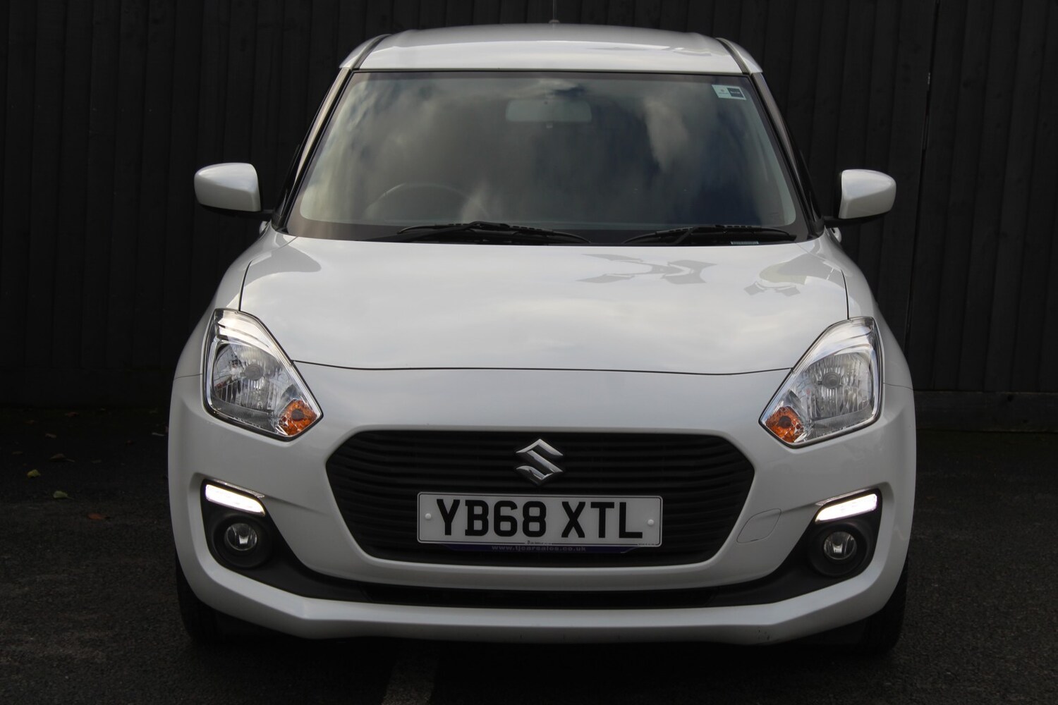 Used Suzuki Swift 2018 for sale - 76924297: Photo 3