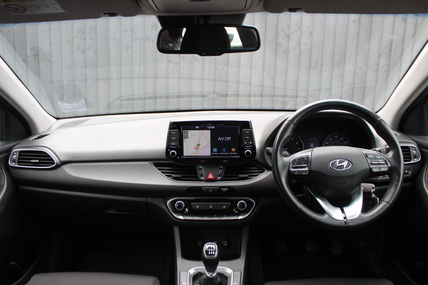 Used Hyundai i30 2017 for sale - 77085307: Photo 14