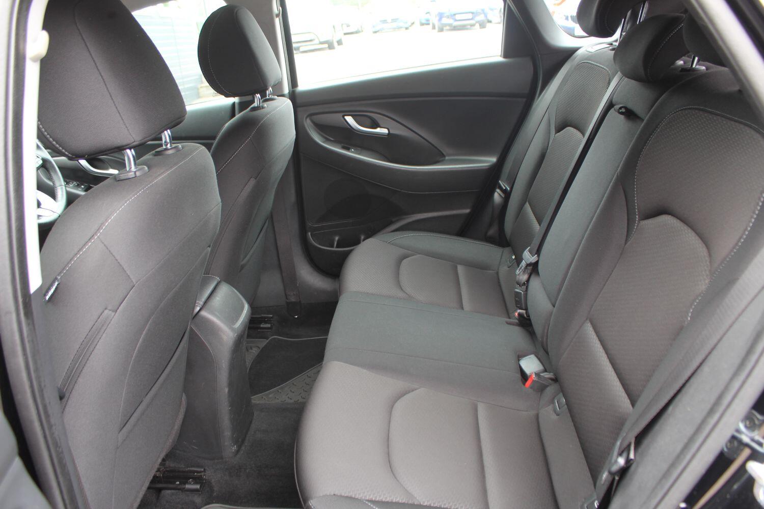 Used Hyundai i30 2017 for sale - 77085307: Photo 16