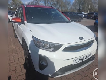 Used Kia Stonic 2019 for sale - 78145803: Photo