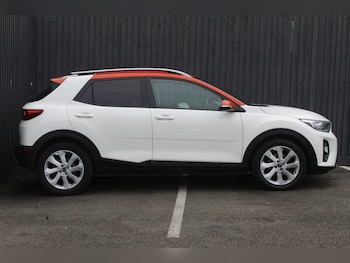 Used Kia Stonic 2019 for sale - 78145803: Photo