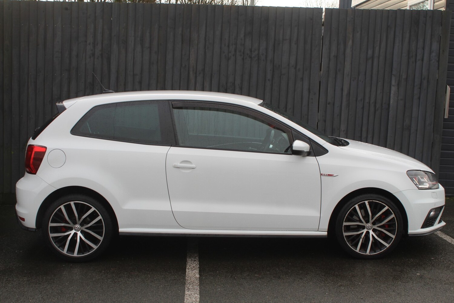 Used Volkswagen Polo 2015 for sale - 77494715: Photo 9