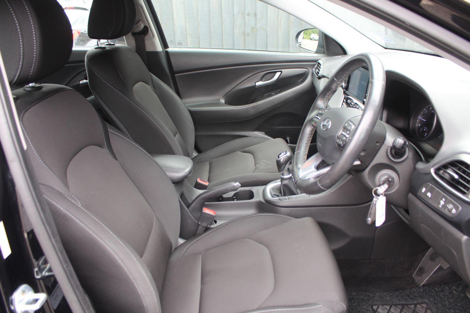 Used Hyundai i30 2017 for sale - 76924320: Photo 10