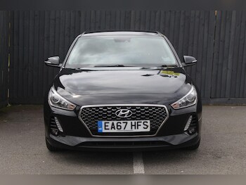 Used Hyundai i30 2017 for sale - 76924320: Photo