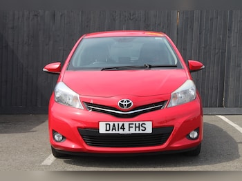 Used Toyota Yaris 2014 for sale - 79410606: Photo
