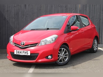 Used Toyota Yaris 2014 for sale - 79410606: Photo