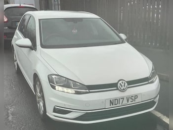 Used Volkswagen Golf 2017 for sale - 77750008: Photo
