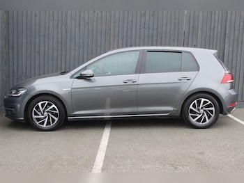 Used Volkswagen Golf 2019 for sale - 78459738: Photo