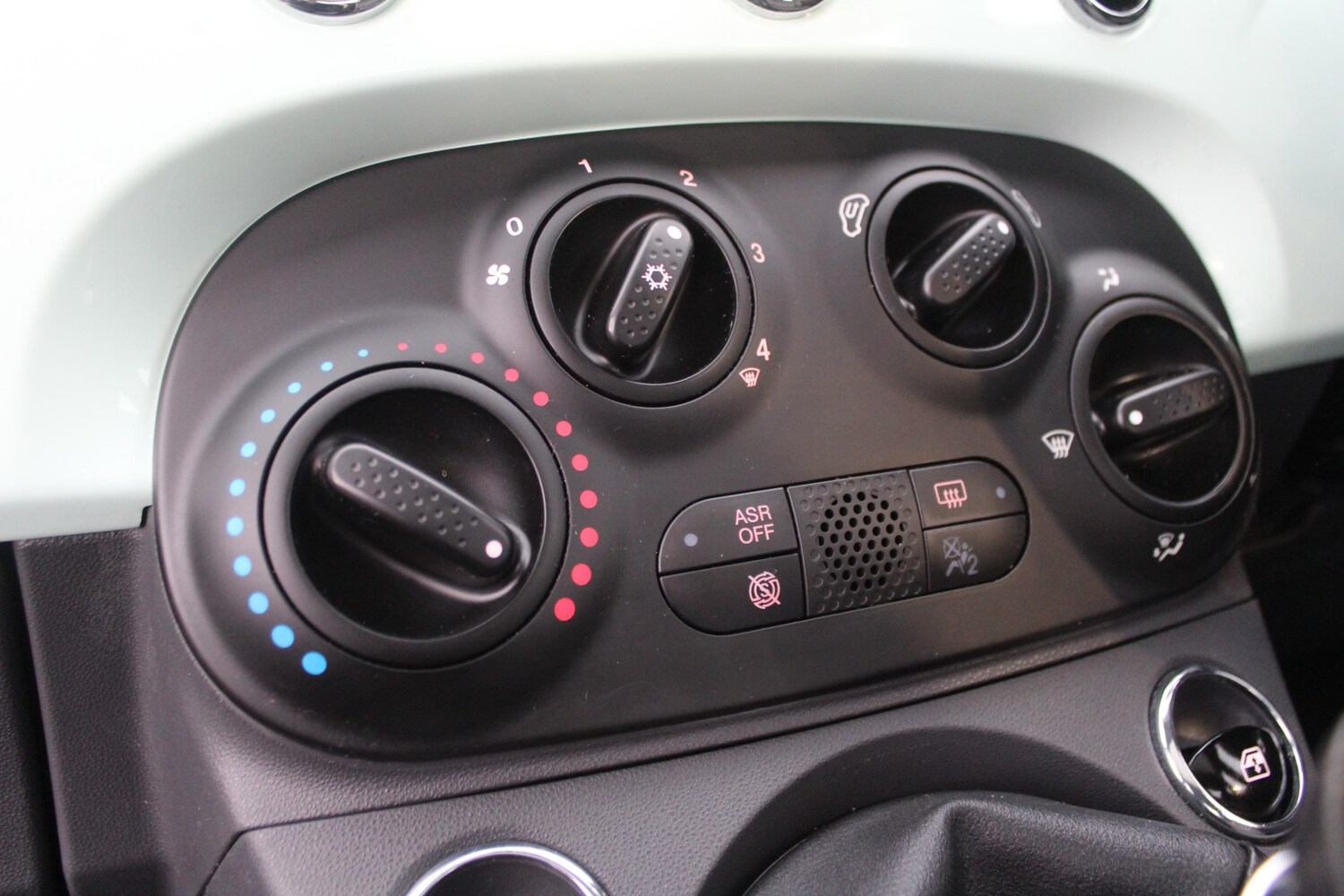 Used Fiat 500 2018 for sale - 76924378: Photo 23