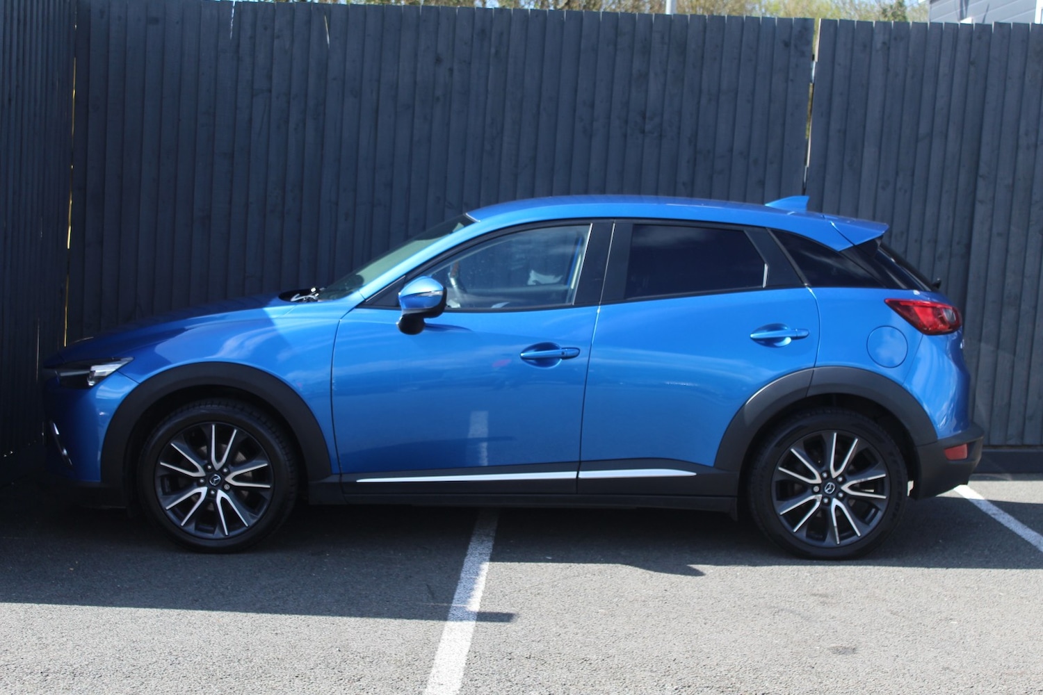 Used Mazda CX-3 2017 for sale - 78145834: Photo 2