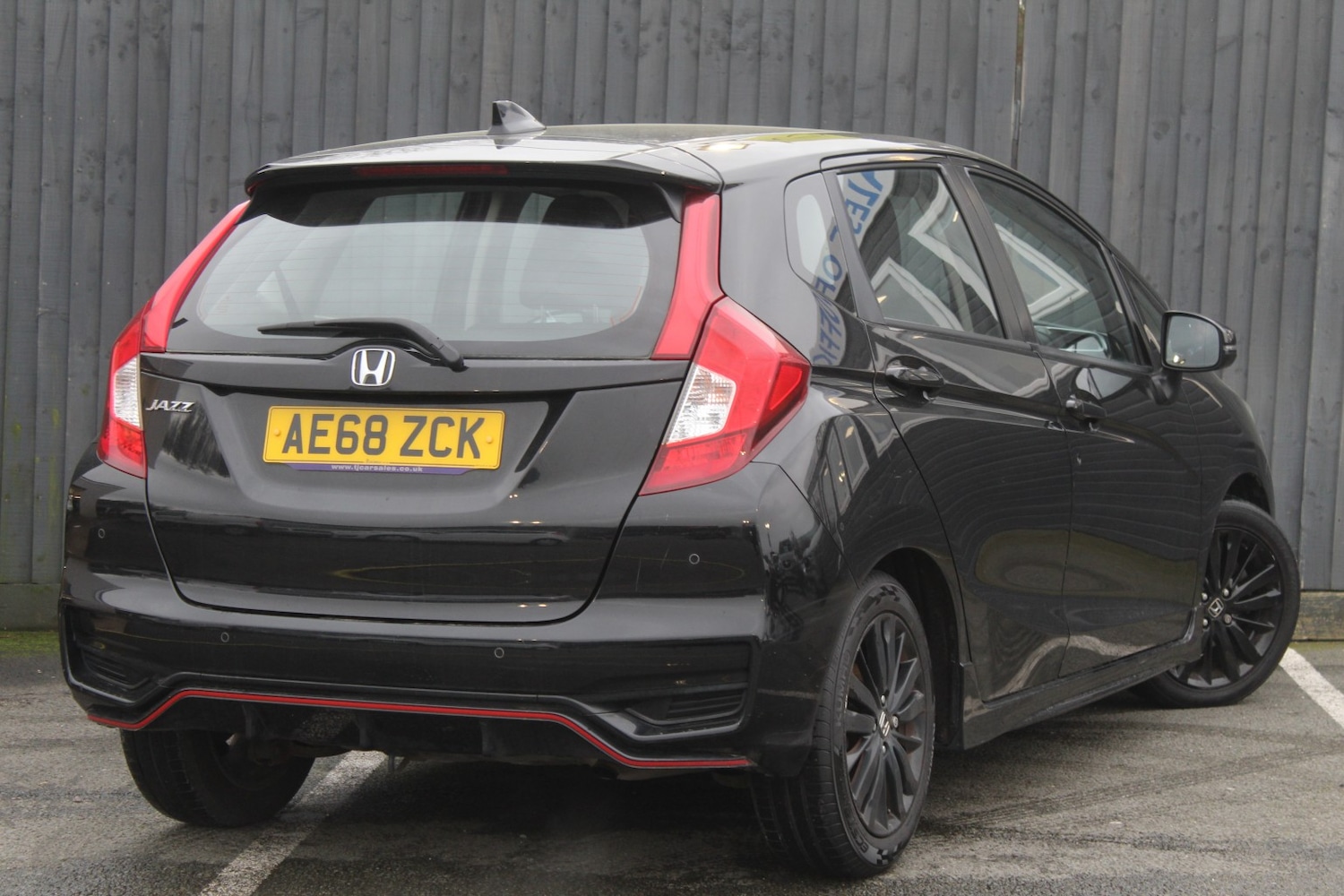 Used Honda Jazz 2018 for sale - 77555064: Photo 8