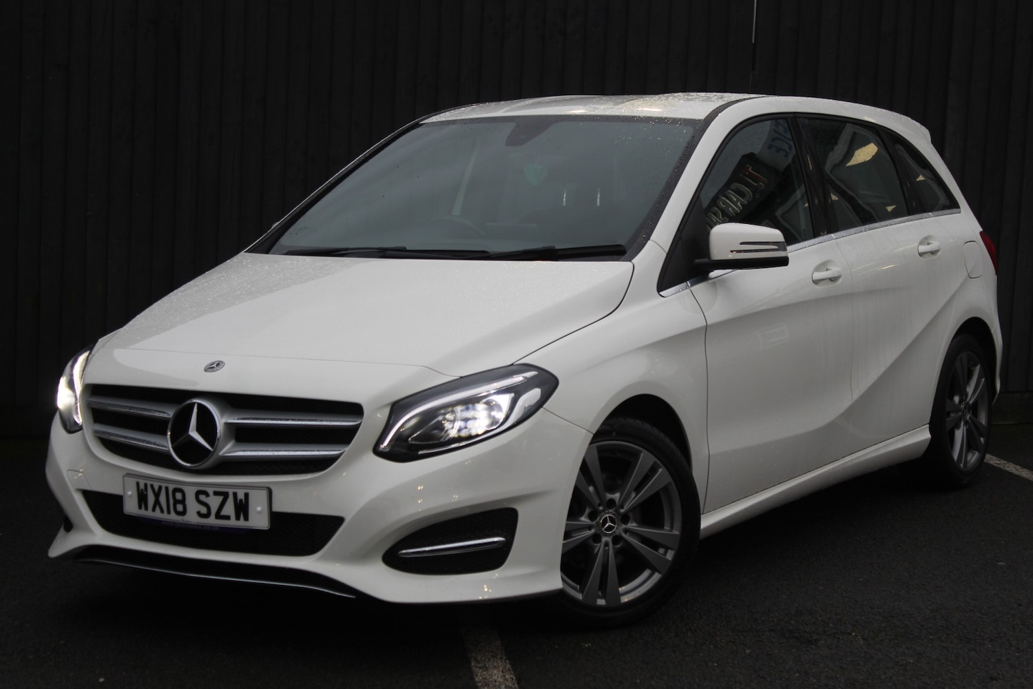 Used Mercedes-Benz B Class 2018 for sale - 77643720: Photo 5