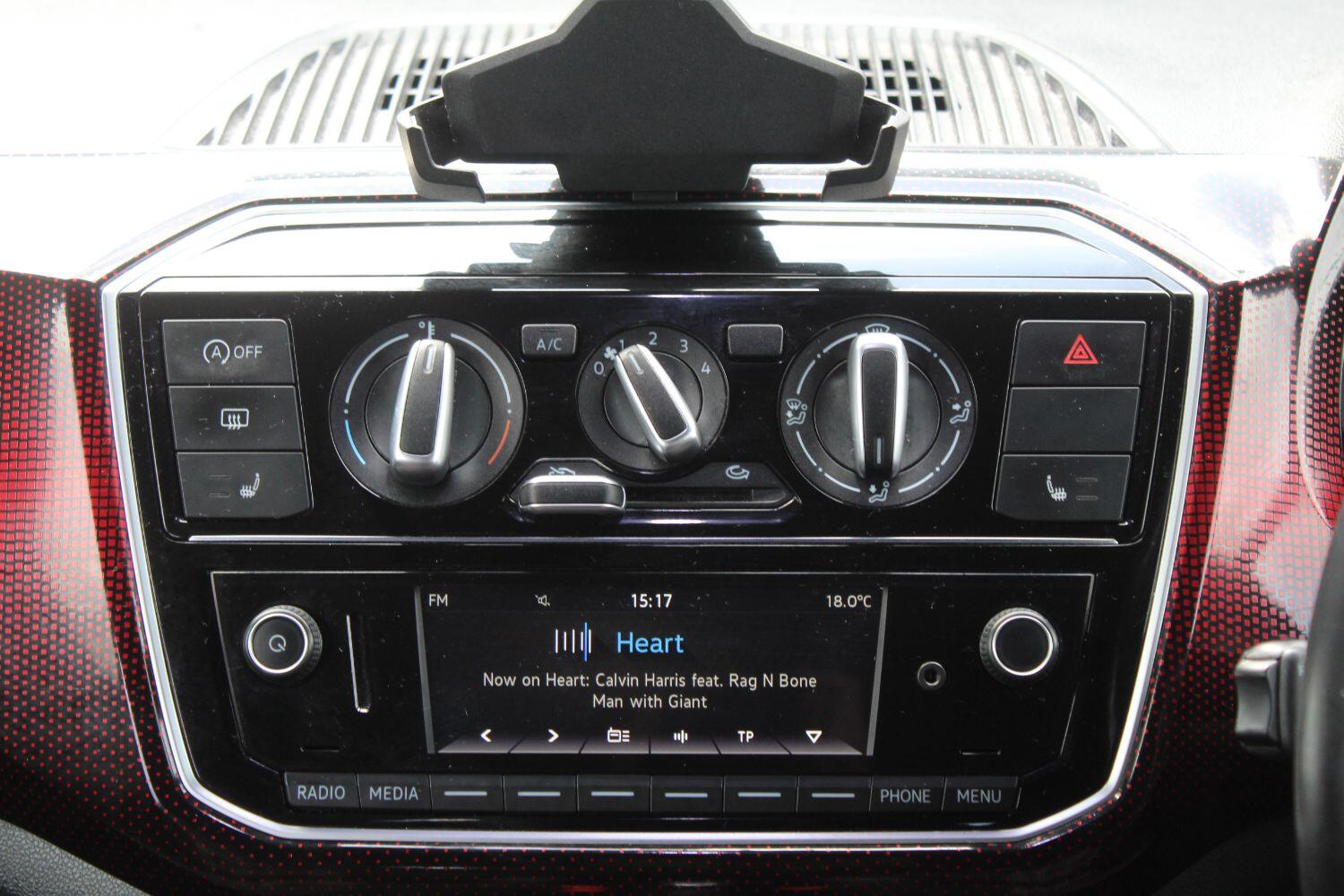 Used Volkswagen up! 2019 for sale - 76924296: Photo 19