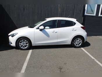 Used Mazda Mazda2 2018 for sale - 79033105: Photo