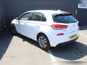 Used Hyundai i30 2019 for sale - 79033113: Photo