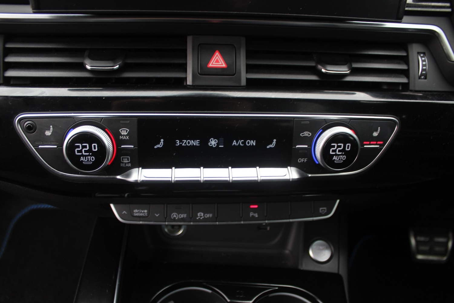 Used Audi A4 2020 for sale - 77954081: Photo 18