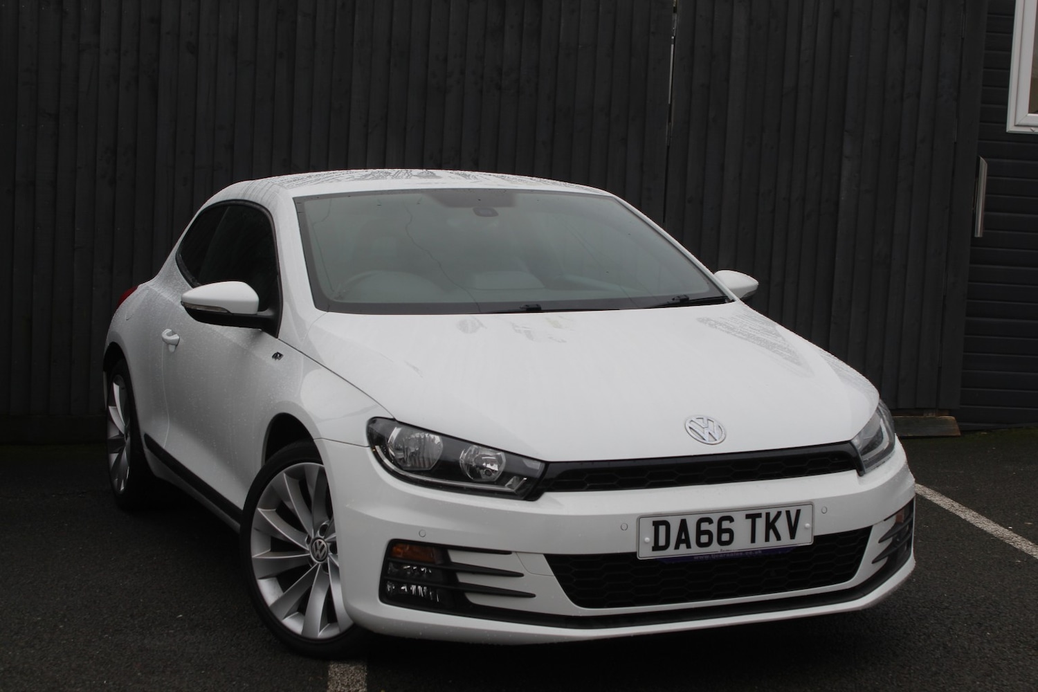 Used Volkswagen Scirocco 2016 for sale - 77494744: Photo 4