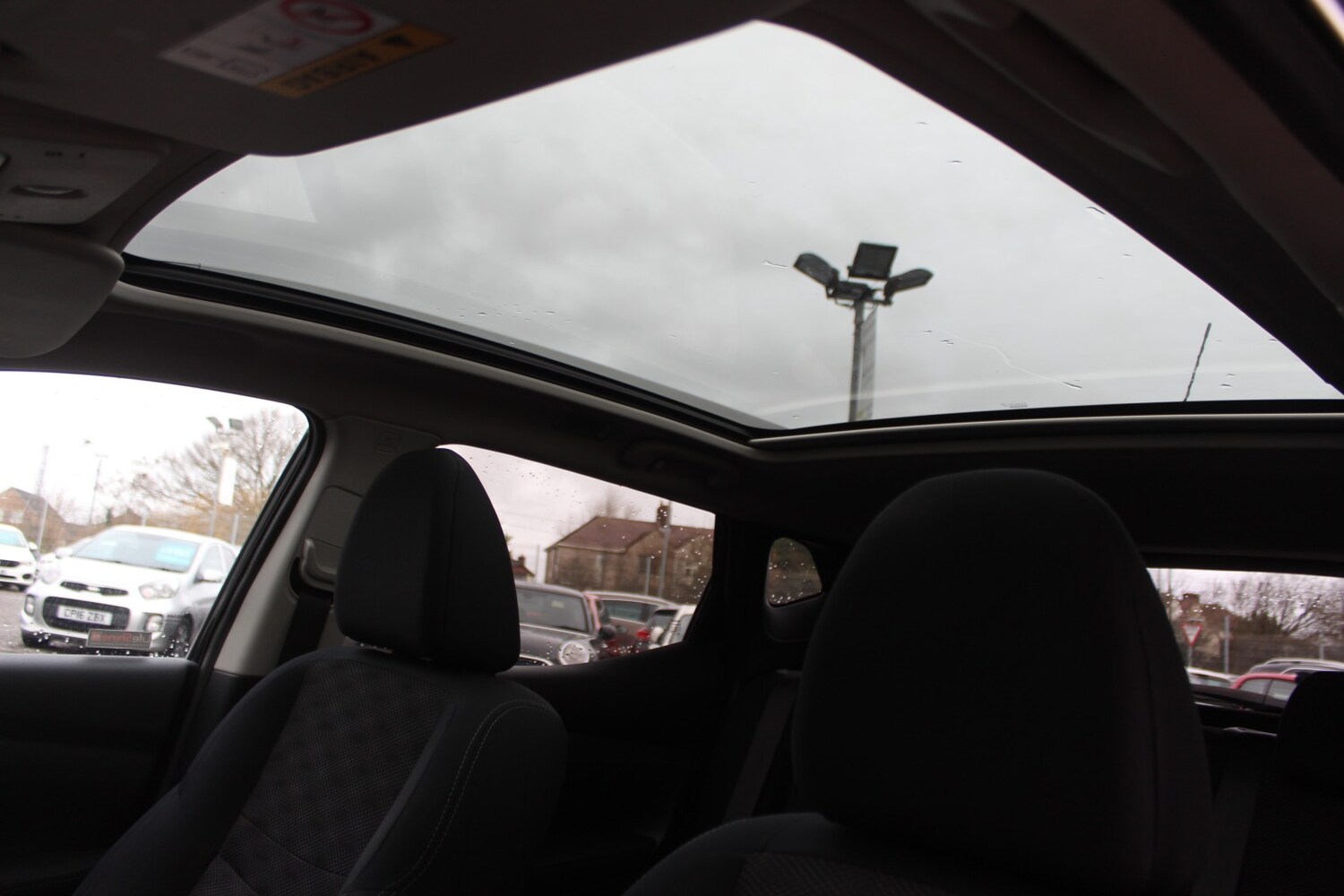 Used Nissan Qashqai 2015 for sale - 76924389: Photo 15