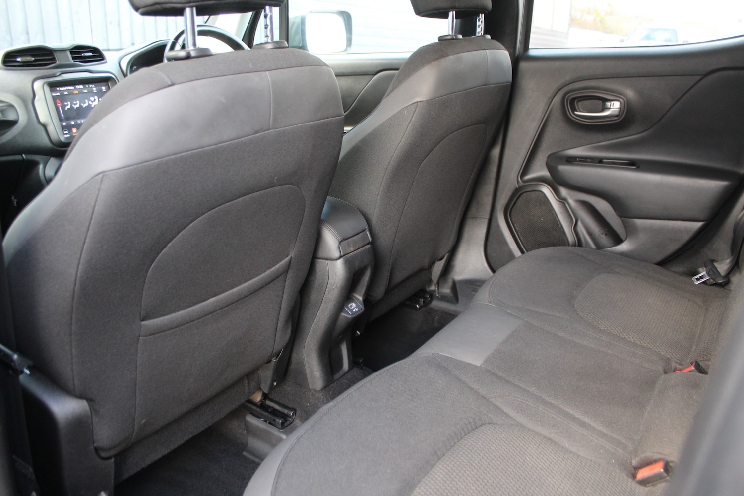 Used Jeep Renegade 2019 for sale - 76924499: Photo 24