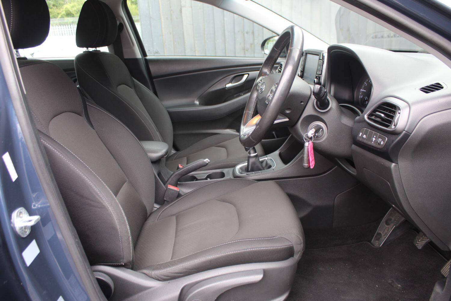 Used Hyundai i30 2017 for sale - 76924440: Photo 12