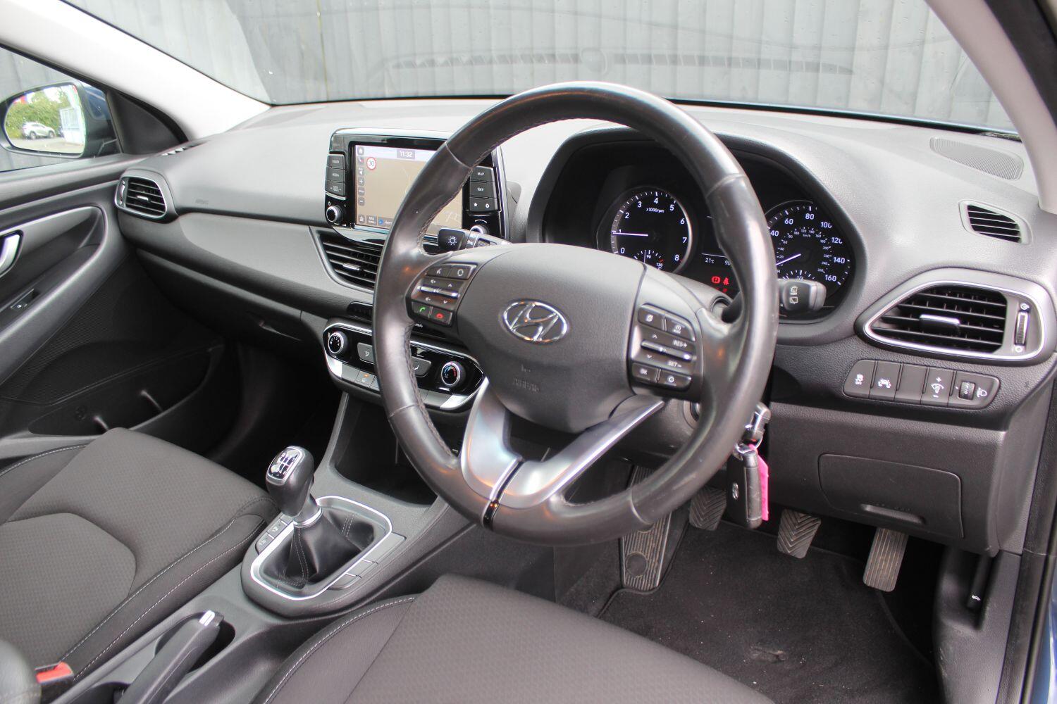 Used Hyundai i30 2017 for sale - 76924440: Photo 13