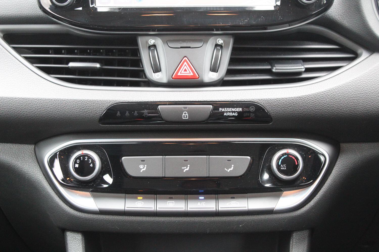 Used Hyundai i30 2017 for sale - 76924440: Photo 22