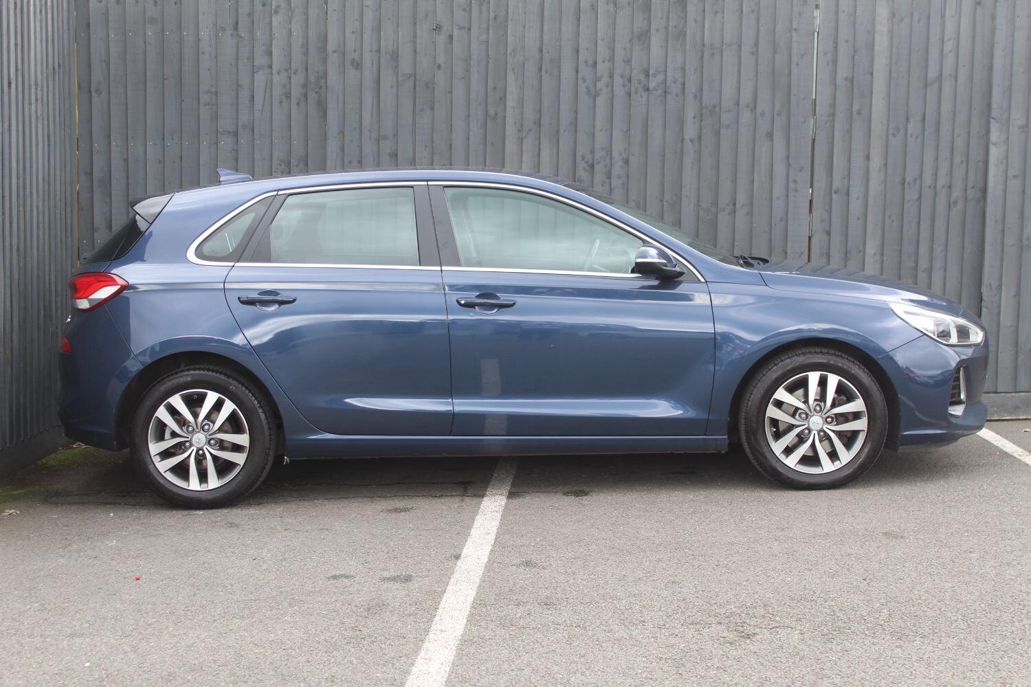 Used Hyundai i30 2017 for sale - 76924440: Photo 7